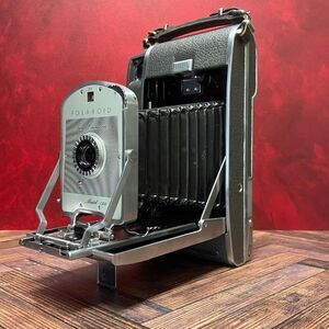 Vintage 1957 Polaroid Land Camera Model 150. Great condition!